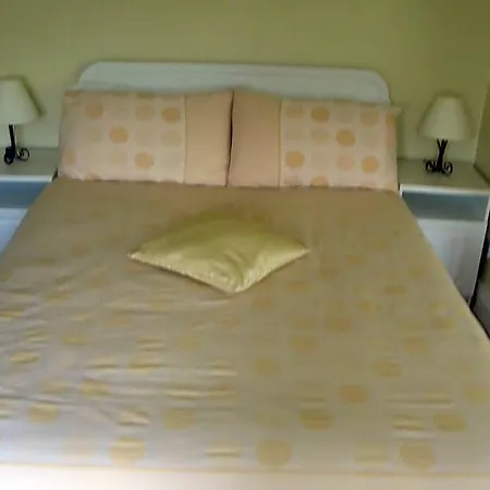 Ryebrook House Bed & Breakfast 4*