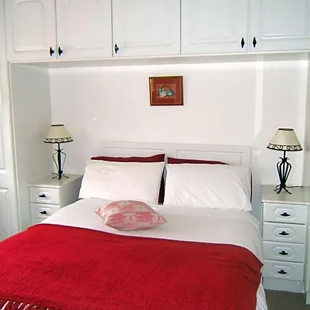 Ryebrook House Bed & Breakfast